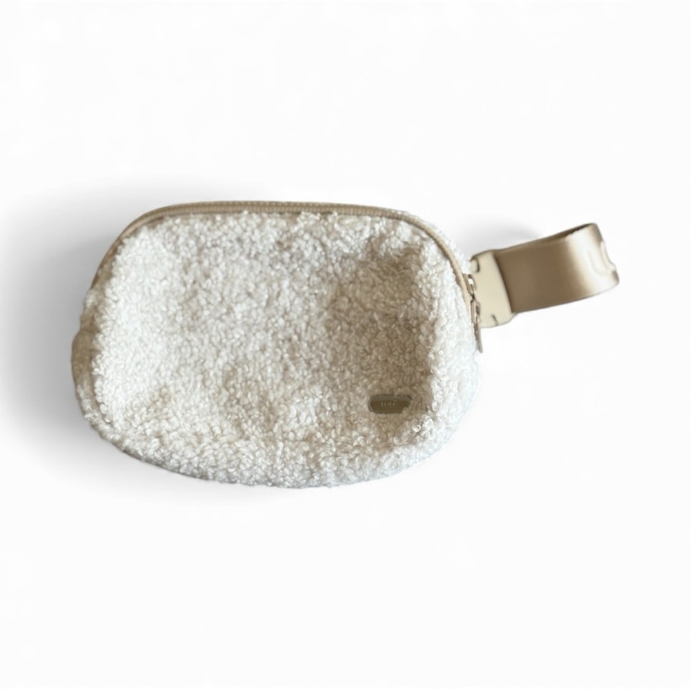 Lole Beige Sherpa Fanny Pack